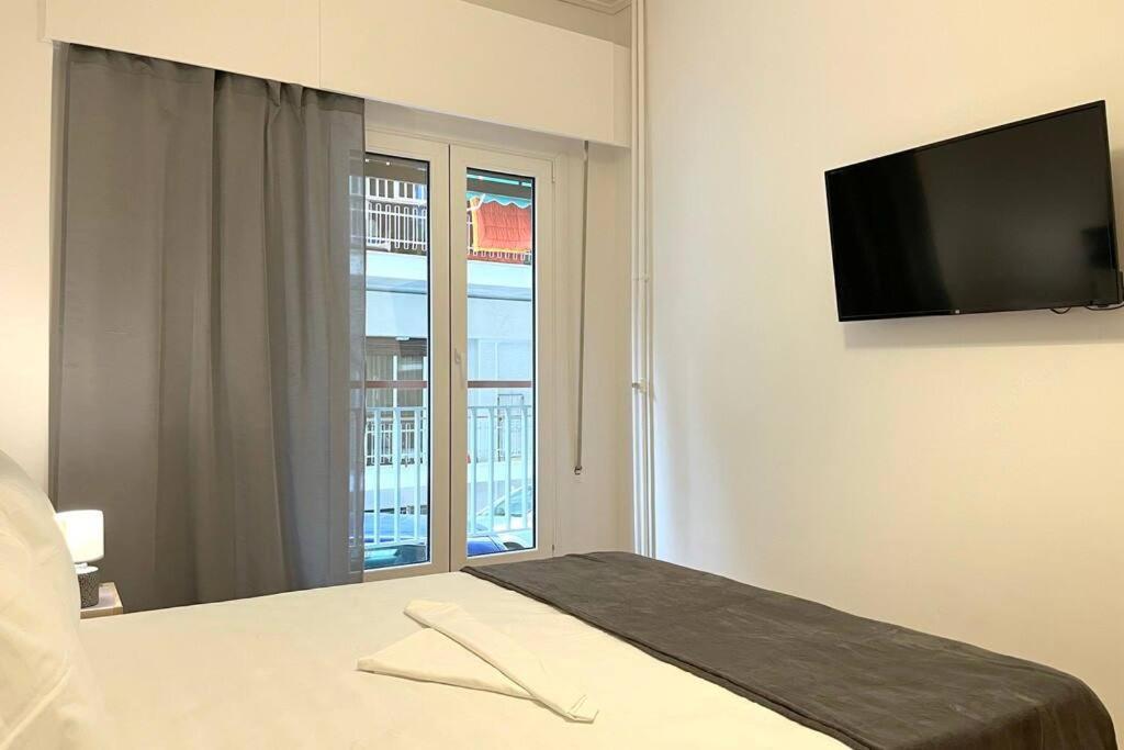 Pame Rentals - Ideal For 2 In Pagrati Athen Exterior foto