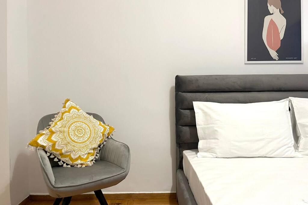 Pame Rentals - Ideal For 2 In Pagrati Athen Exterior foto